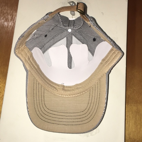 🔘NWT Black & White Thin Striped Baseball Cap - Picture 3 of 8